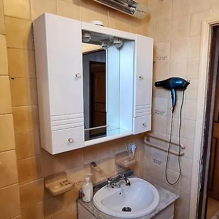 Classic Charm Of An Old Porto Free Parking Apartment