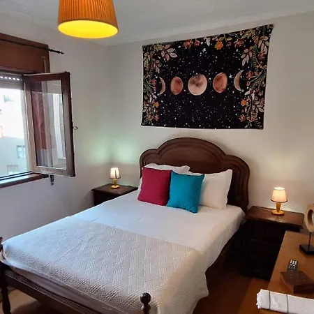 Classic Charm Of An Old Porto Free Parking *