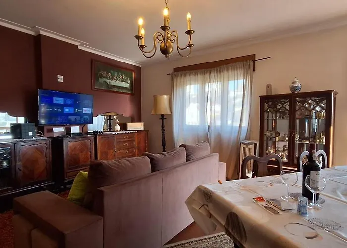 Appartement Classic Charm Of An Old Porto Free Parking